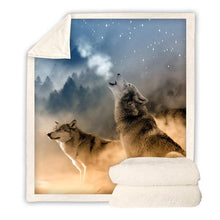 Load image into Gallery viewer, Wolf Throw Blanket